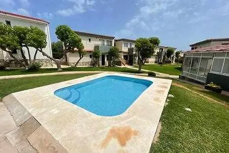 Bajo Con Jardín Y Piscina - Forcat. Apartamento *