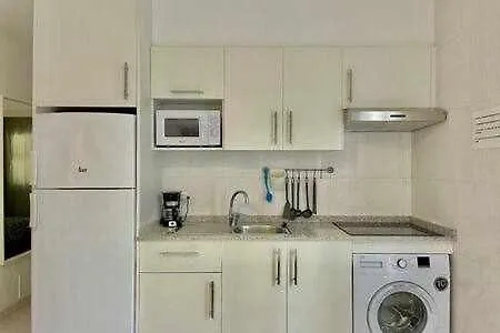 Bajo Con Jardín Y Piscina - Forcat. Apartamento *