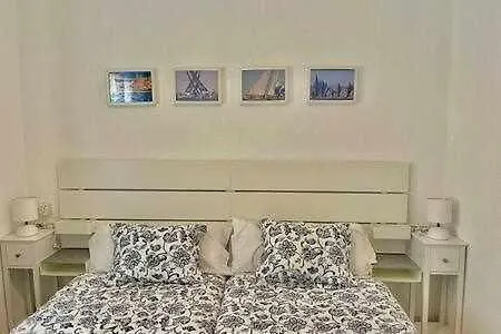 Apartamento Bajo Con Jardín Y Piscina - Forcat. *